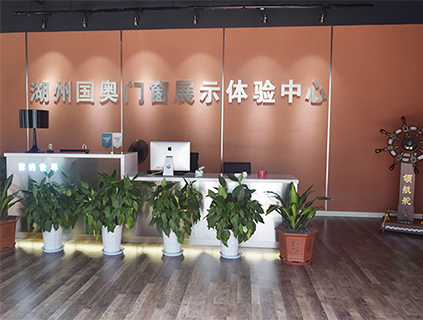 陽光房和露臺如何選擇？湖州門窗廠家來支招