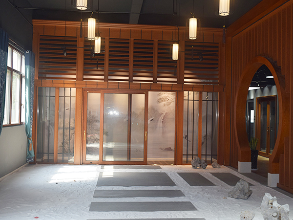 湖州國(guó)奧門窗展廳環(huán)境